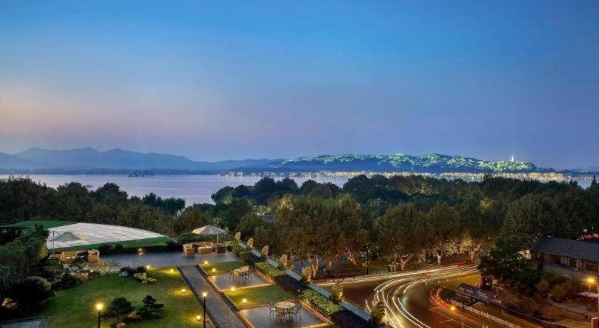 Sofitel Hangzhou Westlake - Few Steps To West Lake, With Panoramic Lake View Terrace Exteriér fotografie